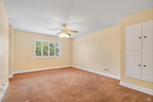 1569 Trellis Ln, Petaluma, CA 94954