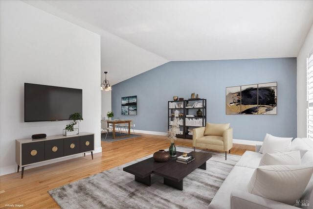 1569 Trellis Ln, Petaluma, CA 94954