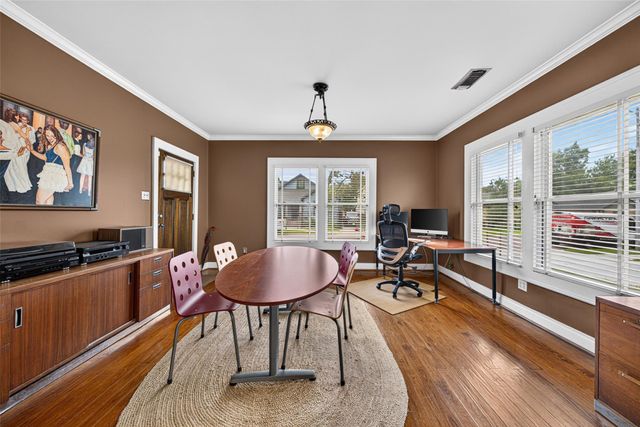1005 E 27th Street, Houston, TX 77009