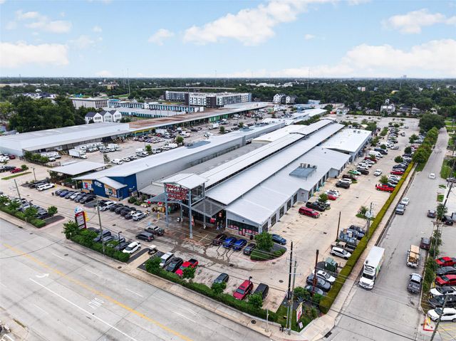 1005 E 27th Street, Houston, TX 77009