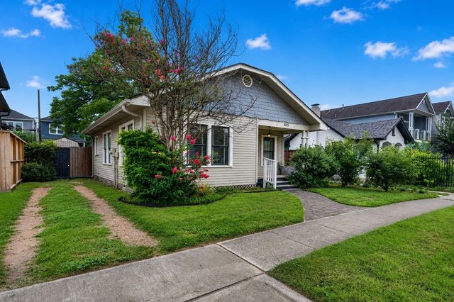 1005 E 27th Street, Houston, TX 77009