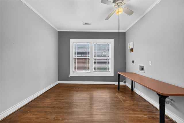 1005 E 27th Street, Houston, TX 77009