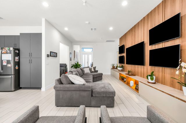 7284 Estero Drive, Lake Worth, FL 33463