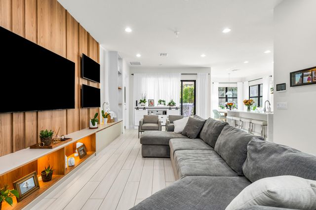 7284 Estero Drive, Lake Worth, FL 33463