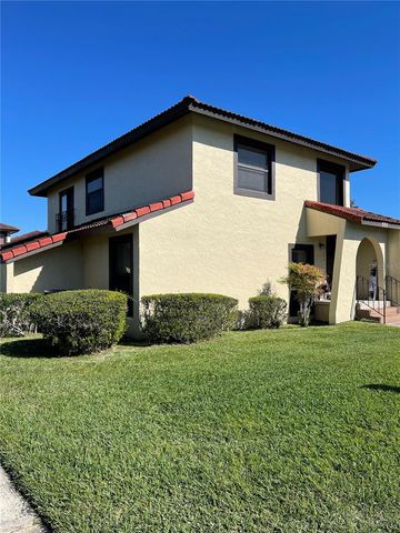467 HUNTER CIRCLE, Kissimmee, FL 34758