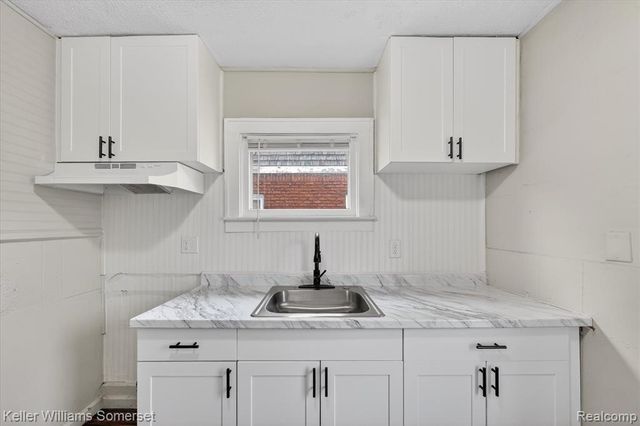 1383 Morris Avenue, Lincoln Park, MI 48146