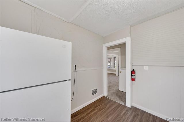 1383 Morris Avenue, Lincoln Park, MI 48146