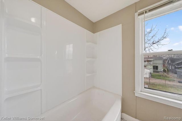 1383 Morris Avenue, Lincoln Park, MI 48146