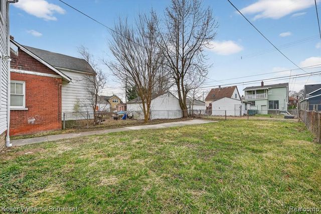 1383 Morris Avenue, Lincoln Park, MI 48146