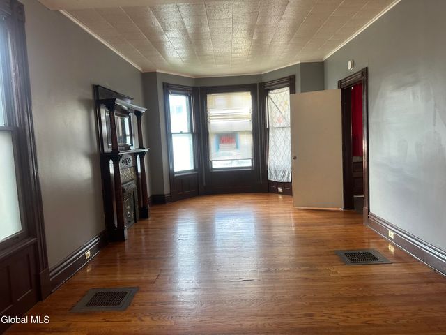 224 5th Avenue Avenue, Troy, NY 12180