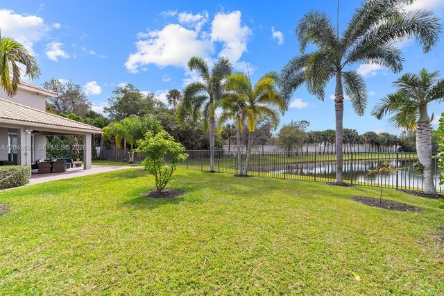 6734 Hannah Cove, West Palm Beach, FL 33411
