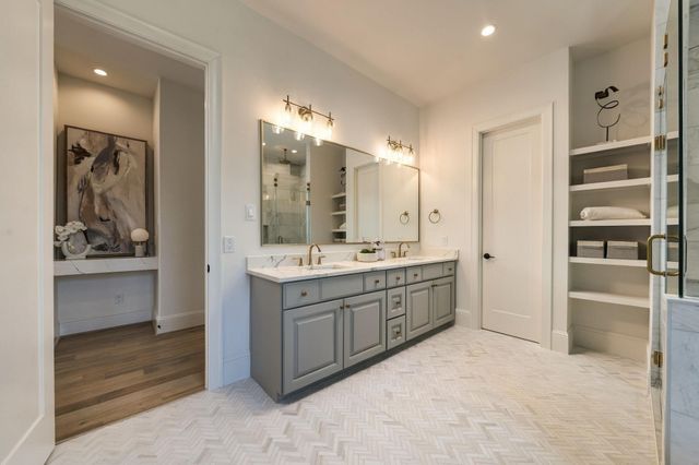 607 W 27th Street, Houston, TX 77008