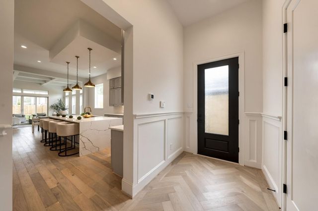 607 W 27th Street, Houston, TX 77008