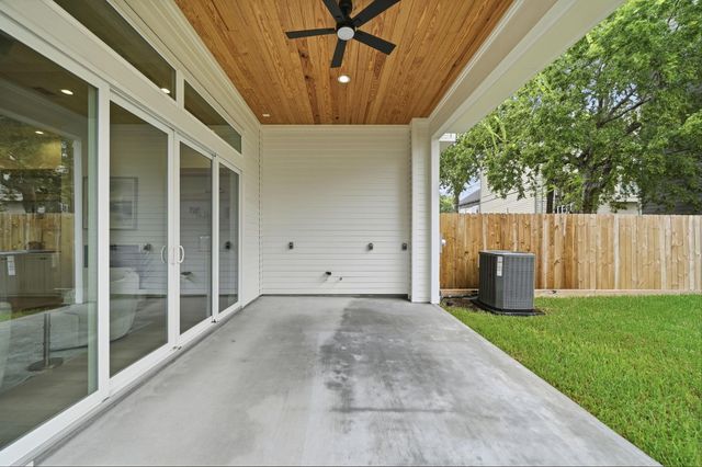 607 W 27th Street, Houston, TX 77008