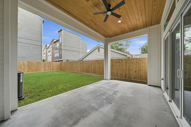 607 W 27th Street, Houston, TX 77008