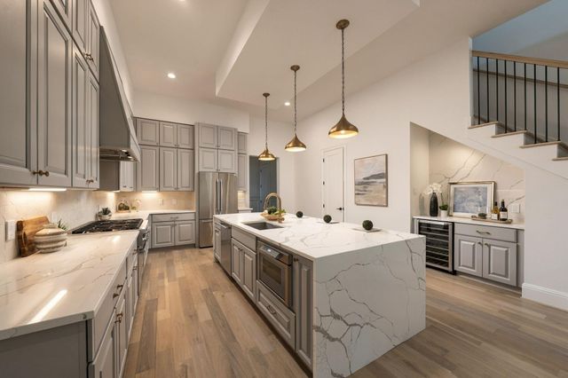 607 W 27th Street, Houston, TX 77008