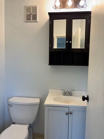 308 Quarry St 501, Quincy, MA 02169