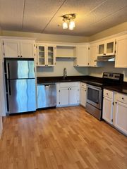308 Quarry St 501, Quincy, MA 02169