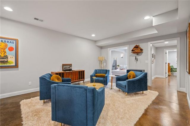10736 S Palisade Street, Olathe, KS 66061