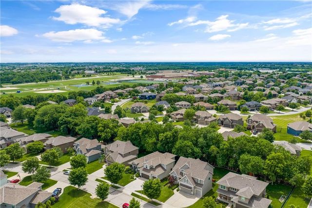 10736 S Palisade Street, Olathe, KS 66061