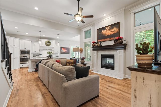 10736 S Palisade Street, Olathe, KS 66061