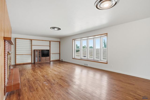 2004 9TH AVE, Rapid City, SD 57701