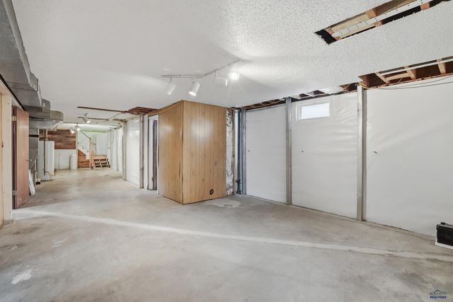 2004 9TH AVE, Rapid City, SD 57701