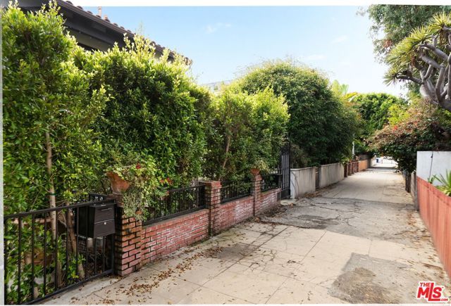34 Buccaneer Street 1A, Marina Del Rey, CA 90292