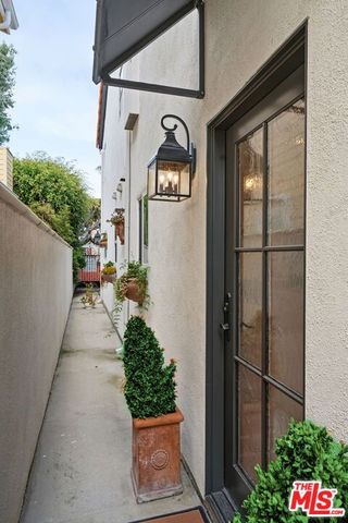34 Buccaneer Street 1A, Marina Del Rey, CA 90292
