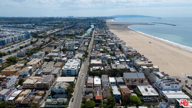 34 Buccaneer Street 1A, Marina Del Rey, CA 90292