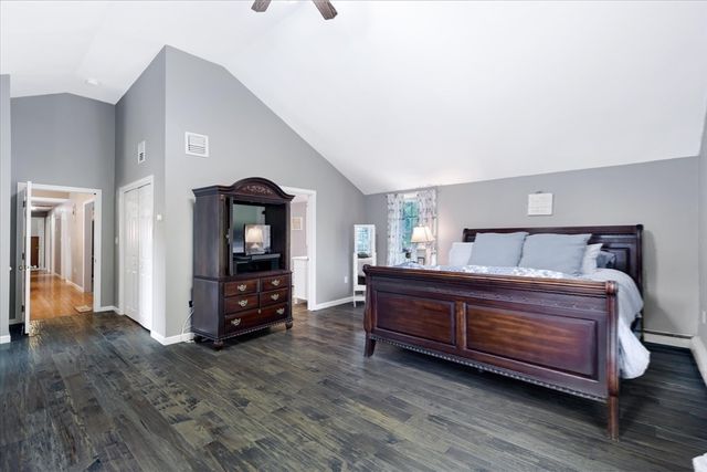 38 Hereford Ln, East Bridgewater, MA 02333