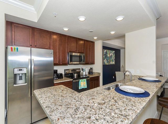5548 PALMER CIRCLE 103, Bradenton, FL 34211