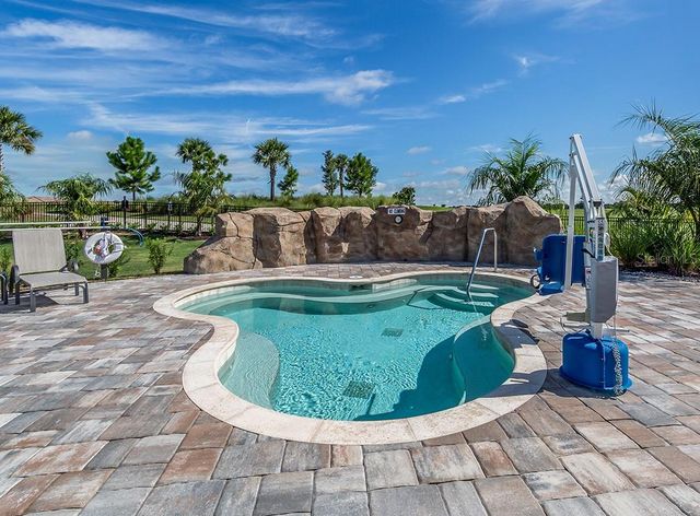 5548 PALMER CIRCLE 103, Bradenton, FL 34211