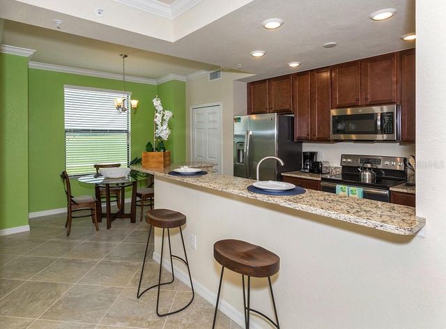 5548 PALMER CIRCLE 103, Bradenton, FL 34211