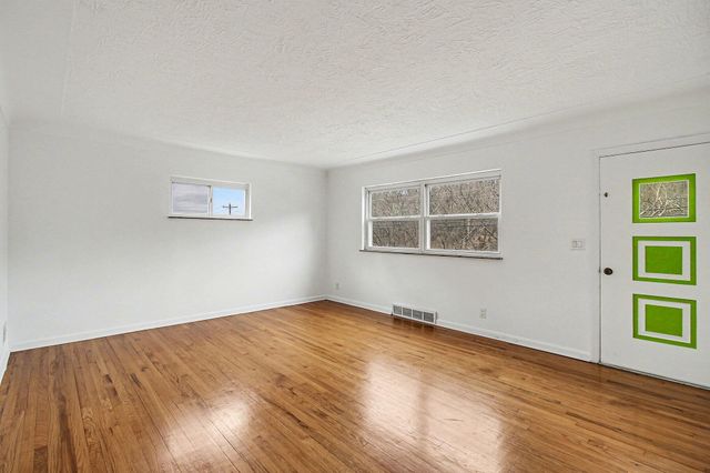 1330 Waterworks Road, Newport, KY 41071