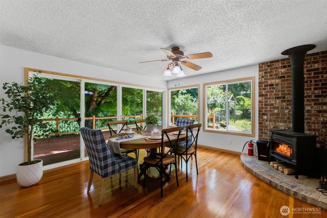 10146 Banner Road SE, Olalla, WA 98359