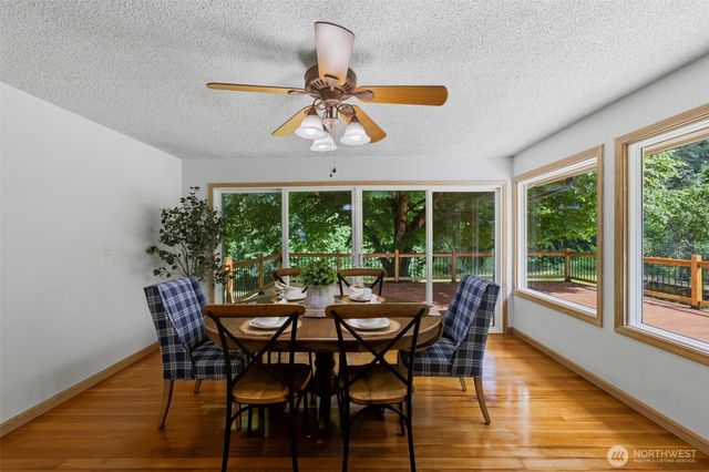 10146 Banner Road SE, Olalla, WA 98359