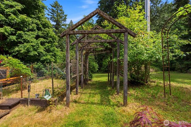 10146 Banner Road SE, Olalla, WA 98359