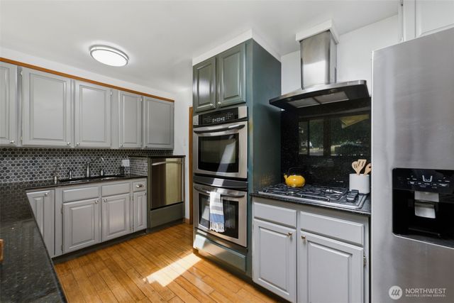 10146 Banner Road SE, Olalla, WA 98359