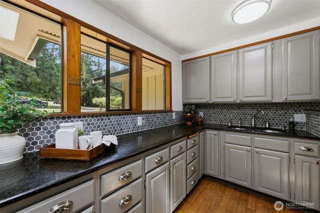 10146 Banner Road SE, Olalla, WA 98359