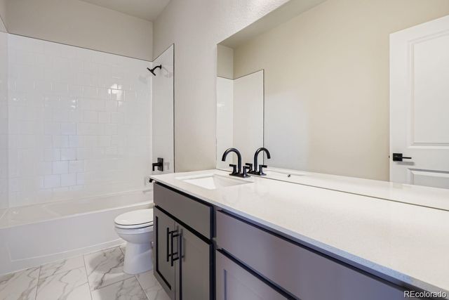 5572 Stone Harbor Drive, Elizabeth, CO 80107