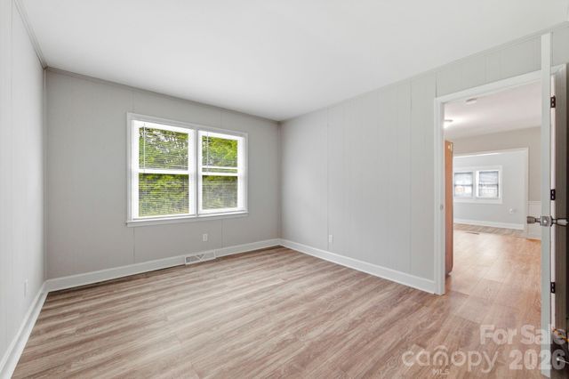 2917 Dalecrest Drive, Charlotte, NC 28269