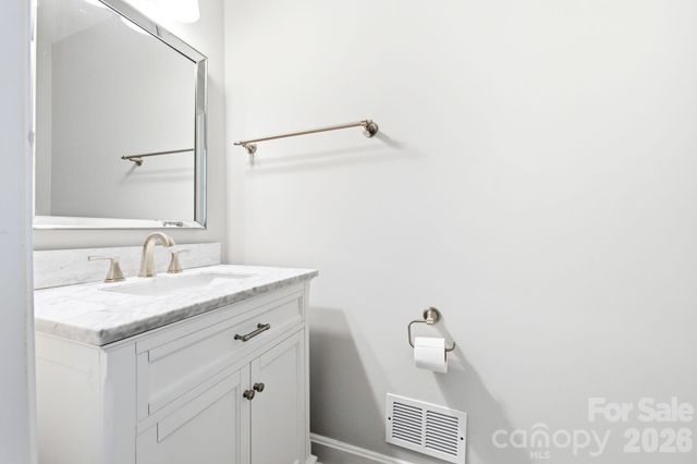 2917 Dalecrest Drive, Charlotte, NC 28269