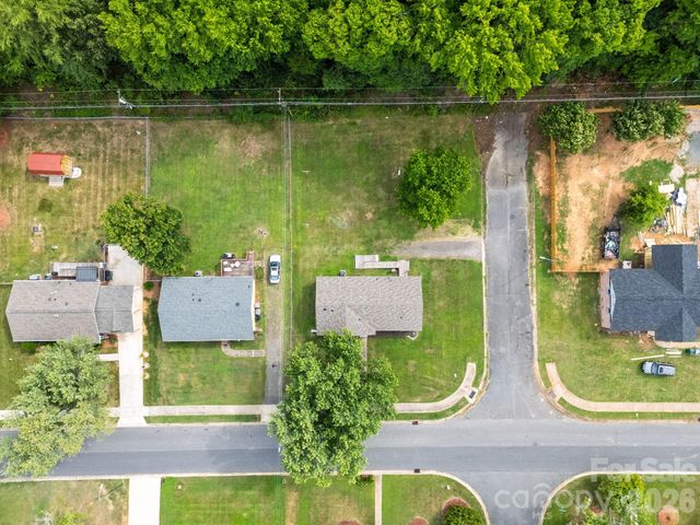 2917 Dalecrest Drive, Charlotte, NC 28269