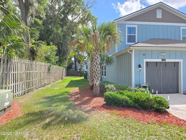 358 ARALIA Lane, Jacksonville, FL 32216