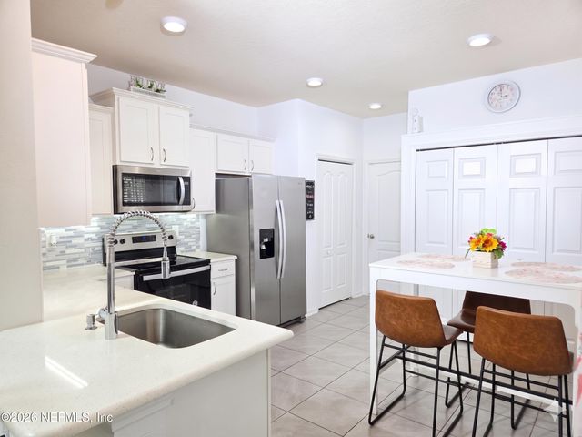 358 ARALIA Lane, Jacksonville, FL 32216