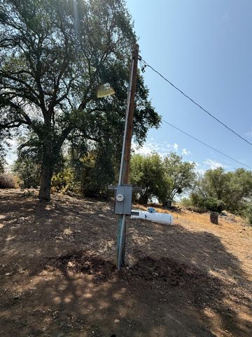 1248 Crane Lane, Yokuts Valley, CA 93675