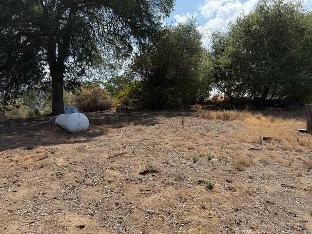 1248 Crane Lane, Yokuts Valley, CA 93675