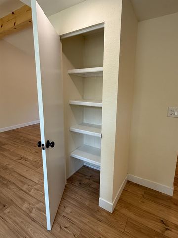 1248 Crane Lane, Yokuts Valley, CA 93675