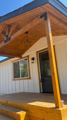 1248 Crane Lane, Yokuts Valley, CA 93675